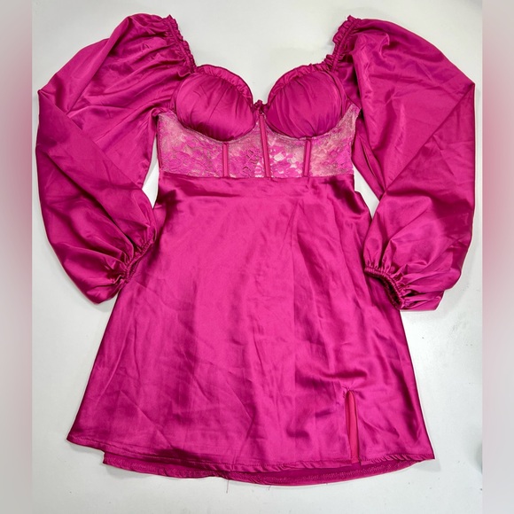 Selfie Leslie Trophy Long Sleeve Lace Bodice Mini Dress Plum Pink New With Tags - Picture 2 of 15